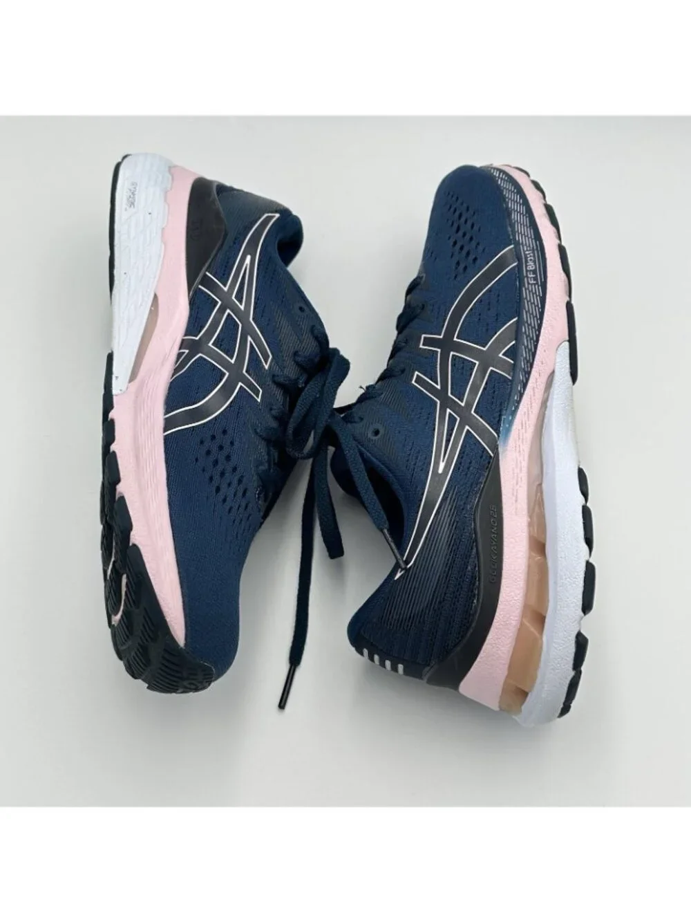Asics Gel Kayano 28 Sneakers Women’s Size 9 Blue Running Walking Shoes 1012B046